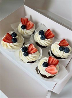 капкейки 6шт-с ягодами 10085